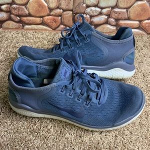 Nike Free Run Women Athletic Shoes size 9.5